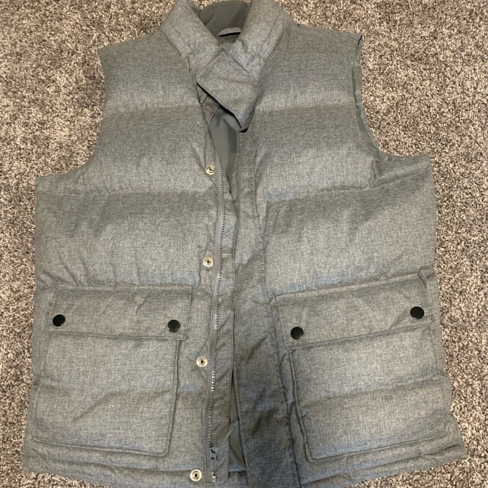 NEW 🚨 Old Navy Vest